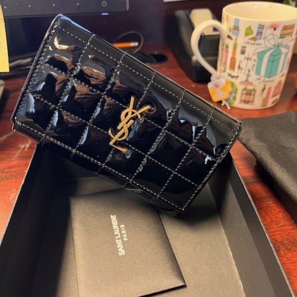 AUTHENTIC YSL WALLET - Picture 9 of 15